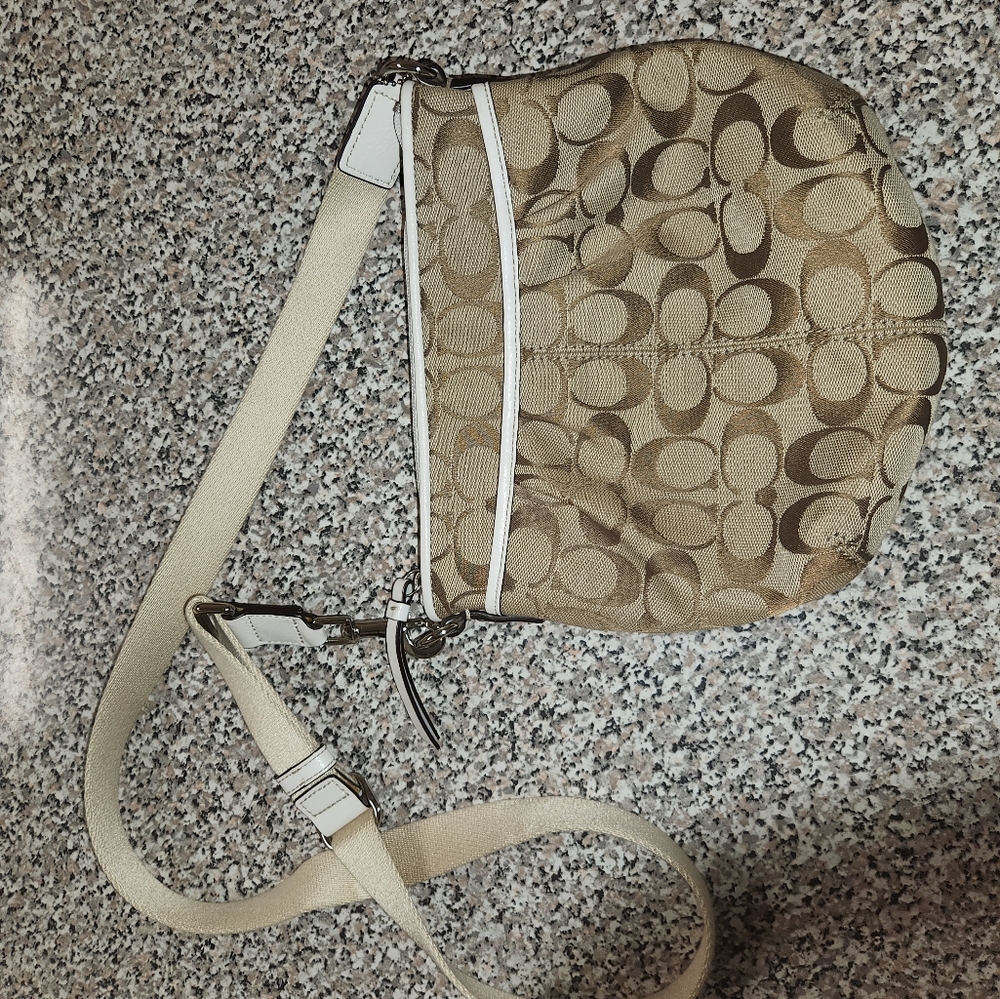 coach cross bag